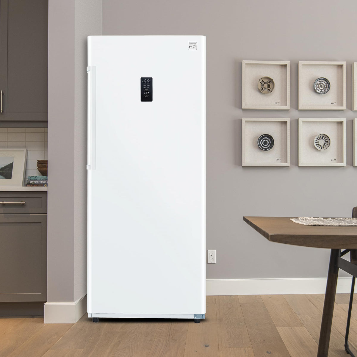 17.0 Cubic Feet Upright Freezer Convertible Refrigerator, White F921260